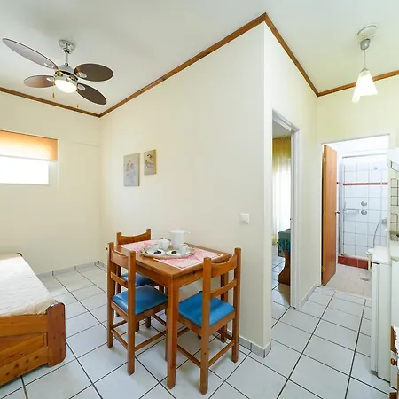 维拉丽莉公寓式酒店 萨索斯